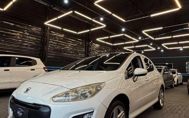 imagem-https://www.socarrao.com.br/sc-vehicle-images-prod/4226097/1790802474570-My5qcGc.jpg