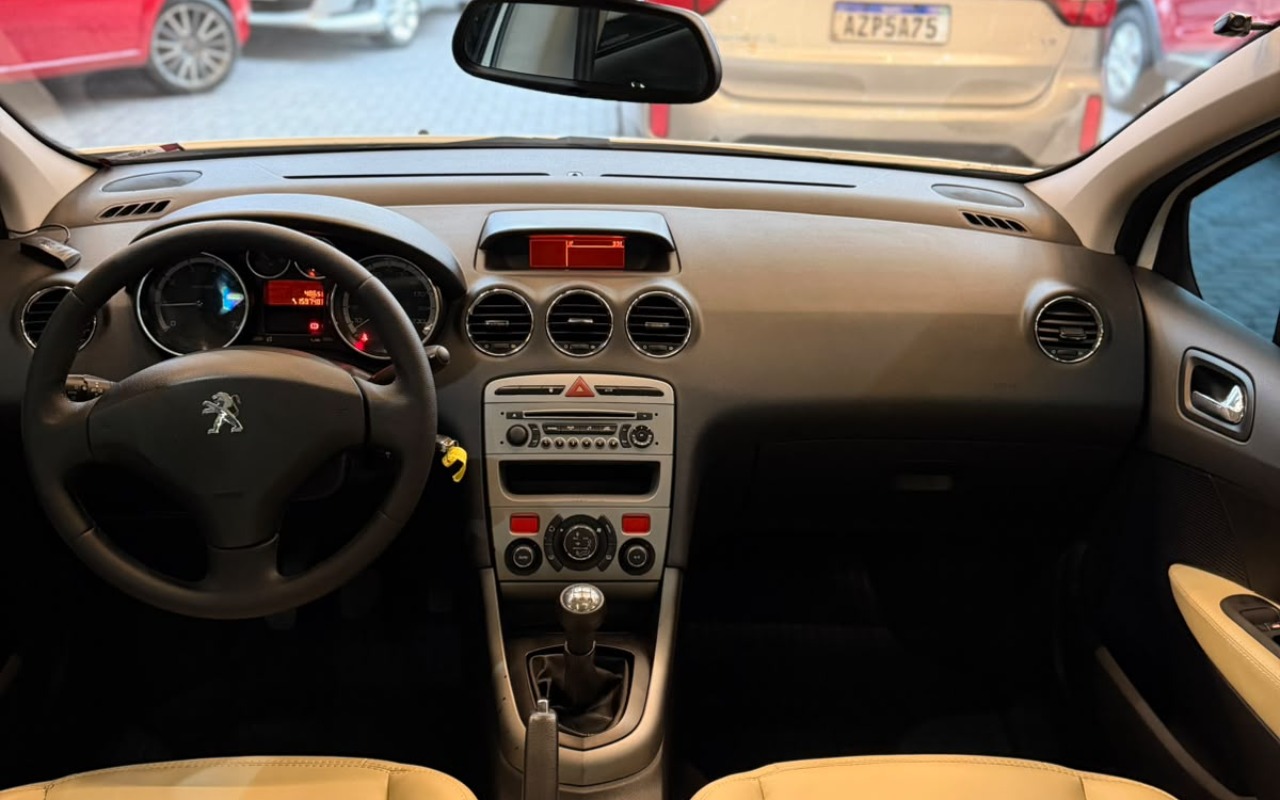 imagem-https://www.socarrao.com.br/sc-vehicle-images-prod/4226097/1790802475165-OS5qcGc.jpg