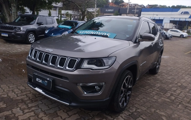 imagem-https://www.socarrao.com.br/sc-vehicle-images-prod/4226209/1790795651386-bBl2ObrPDkZBw6F92cC5uUsmhoHOfPxD.jpg