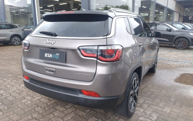 imagem-https://www.socarrao.com.br/sc-vehicle-images-prod/4226209/1790795651397-QGzonVSqVocH2FYvVlJd5pKPuJfpQ7zX.jpg
