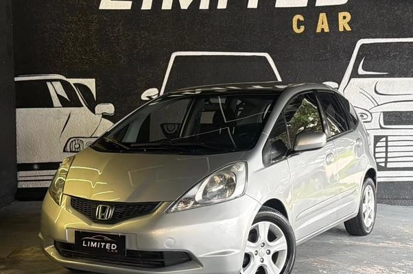 imagem-https://www.socarrao.com.br/sc-vehicle-images-prod/4226278/1791577343786-8530272_1_B_5f54366d99.jpeg