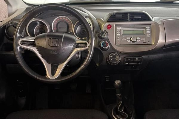 imagem-https://www.socarrao.com.br/sc-vehicle-images-prod/4226278/1791577343805-8530272_8_B_8265761965.jpeg