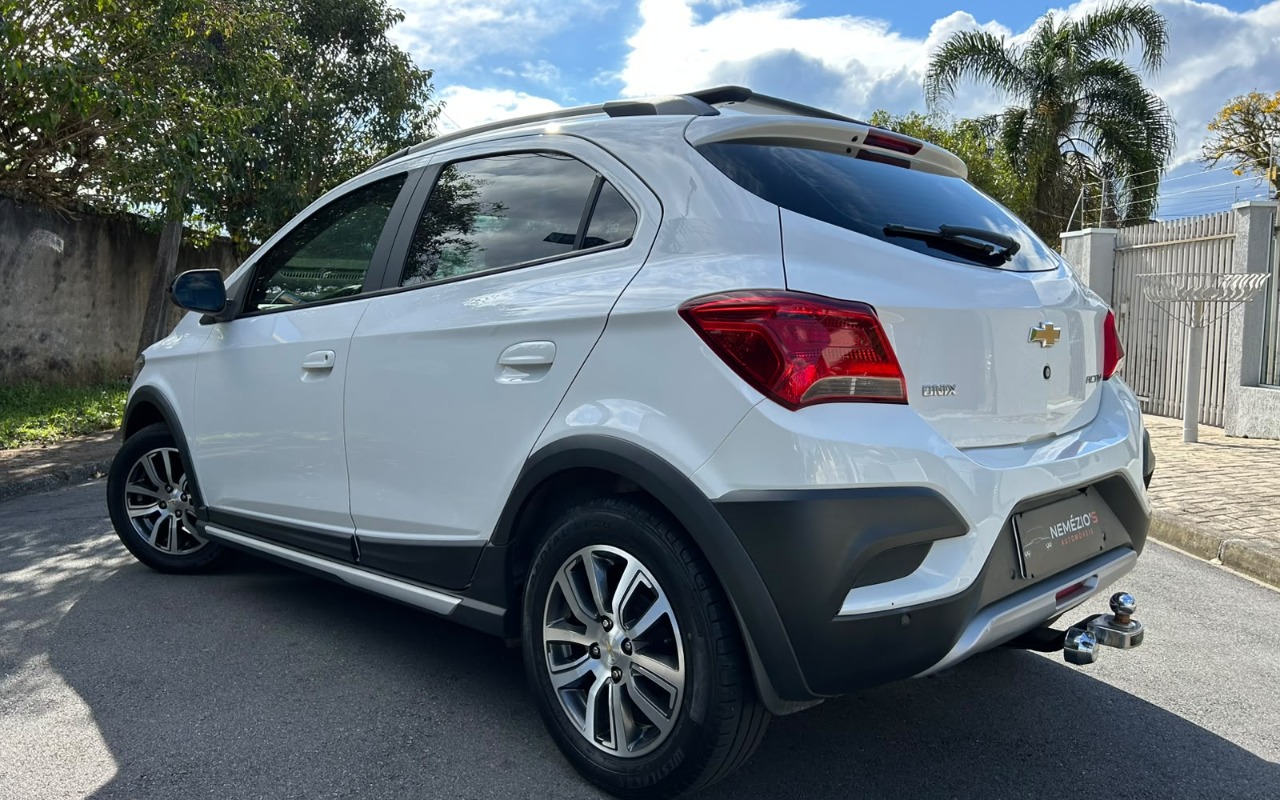 imagem-https://www.socarrao.com.br/sc-vehicle-images-prod/4226357/1790796107726-V2hhdHNBcHAgSW1hZ2UgMjAyNi0wOS0xNSBhdCAxNi4wOC40NC5qcGVn.jpeg
