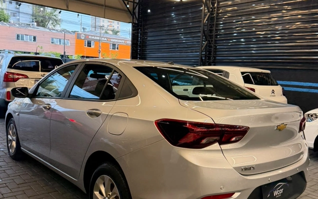 imagem-https://www.socarrao.com.br/sc-vehicle-images-prod/4226498/1790802581100-Ni5qcGc.jpg