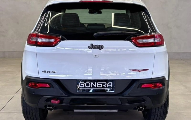 imagem-https://www.socarrao.com.br/sc-vehicle-images-prod/4226574/1790799672685-8104909_16_B_d55b26032e.jpeg