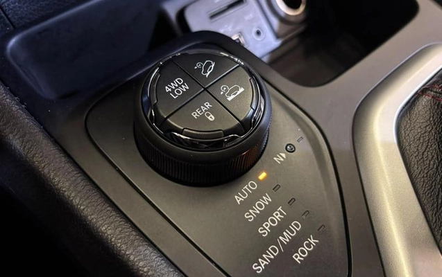 imagem-https://www.socarrao.com.br/sc-vehicle-images-prod/4226574/1791486291080-8104909_12_B_79800bf0a2.jpeg