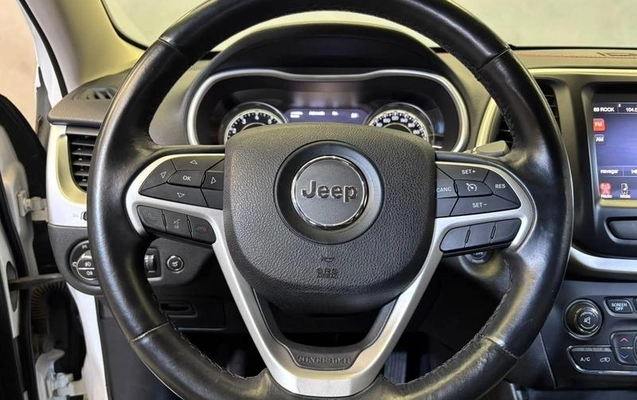 imagem-https://www.socarrao.com.br/sc-vehicle-images-prod/4226574/1791486291085-8104909_16_B_eccad3f42a.jpeg