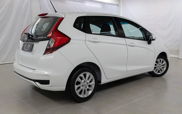 imagem-https://www.socarrao.com.br/sc-vehicle-images-prod/4226577/1791473314050-04e4f04b140b4f3492befa44e77de870_1791473278455.jpg