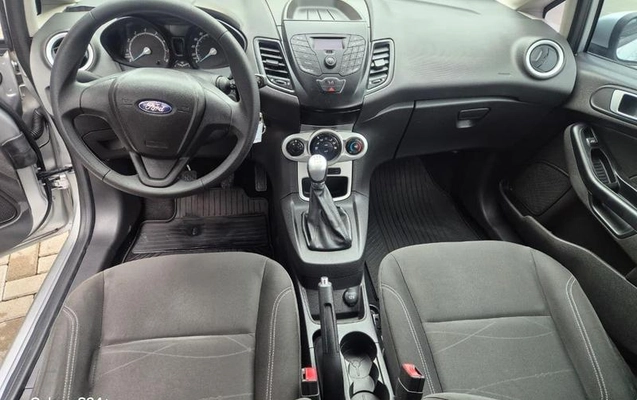 imagem-https://www.socarrao.com.br/sc-vehicle-images-prod/4226583/1790796702846-8474742_6_B_f5f3796599.jpeg