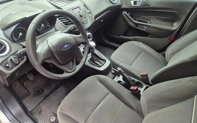 imagem-https://www.socarrao.com.br/sc-vehicle-images-prod/4226583/1790796702847-8474742_6_B_12e5739ee9.jpeg