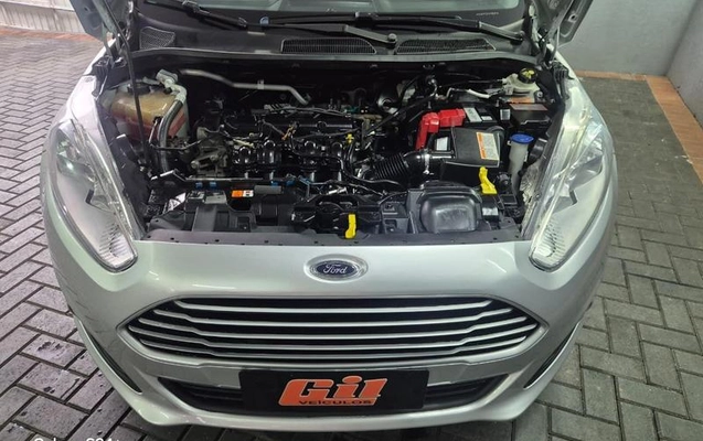 imagem-https://www.socarrao.com.br/sc-vehicle-images-prod/4226583/1790796702852-8474742_11_B_9a1c37319e.jpeg