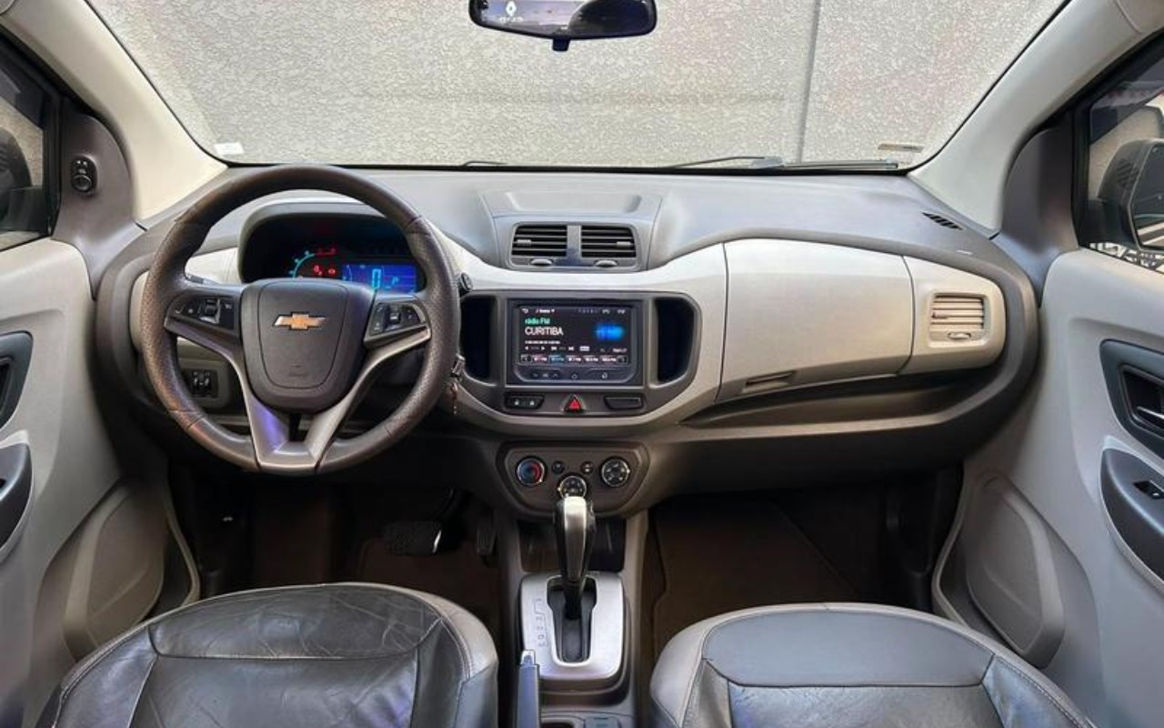 imagem-https://www.socarrao.com.br/sc-vehicle-images-prod/4226612/1790796705166-RkNfMzQ0NjVfODI3MjYxMV82X1ZfZTA4YzM2ZmE5Ny5qcGVn.jpeg