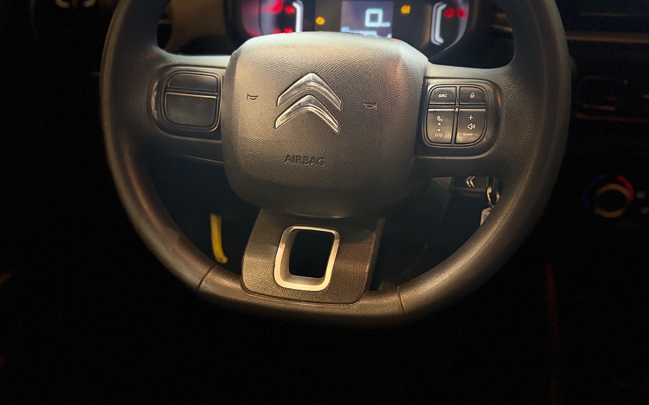 imagem-https://www.socarrao.com.br/sc-vehicle-images-prod/4226614/1790973044913-SU1HXzM4MDMuanBlZw.jpeg