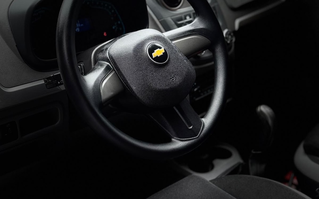 imagem-https://www.socarrao.com.br/sc-vehicle-images-prod/4226646/1790959520957-YjYxMWJmMWMtMjQ0Zi00MGUwLTkxMjctNDU1NWM0MTdmMjI1LmpwZWc.jpeg