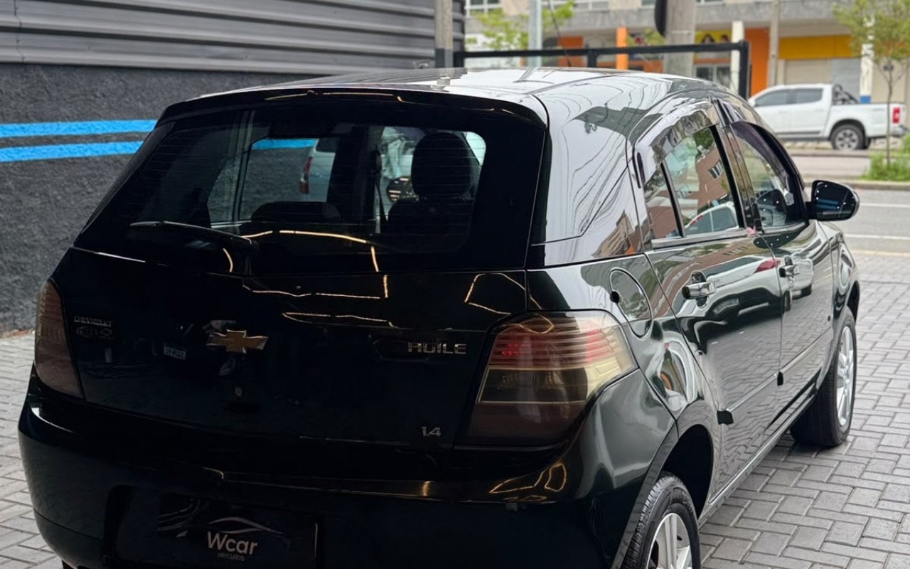 imagem-https://www.socarrao.com.br/sc-vehicle-images-prod/4226646/1790959521213-ZmU2NDM5ZjQtMzdkZC00ZjQ3LTk4MGEtMmEzZjIzYjQwMTcyLmpwZWc.jpeg