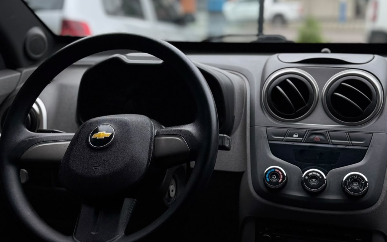 imagem-https://www.socarrao.com.br/sc-vehicle-images-prod/4226646/1790959521276-MGZkMmJhMjgtNGZmNi00YTE5LTg2MDctOTY1MzA5YTQ1YTBjLmpwZWc.jpeg