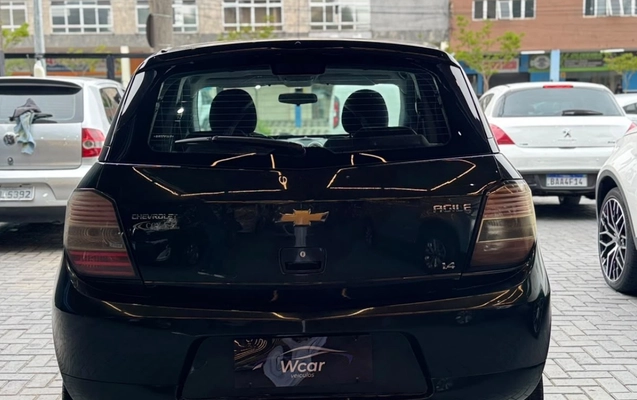 imagem-https://www.socarrao.com.br/sc-vehicle-images-prod/4226646/1790959521449-MjVkYTc2ZjQtZTg3YS00Y2U5LWJiZDYtNDBhOTkzNTI4YTNhLmpwZWc.jpeg