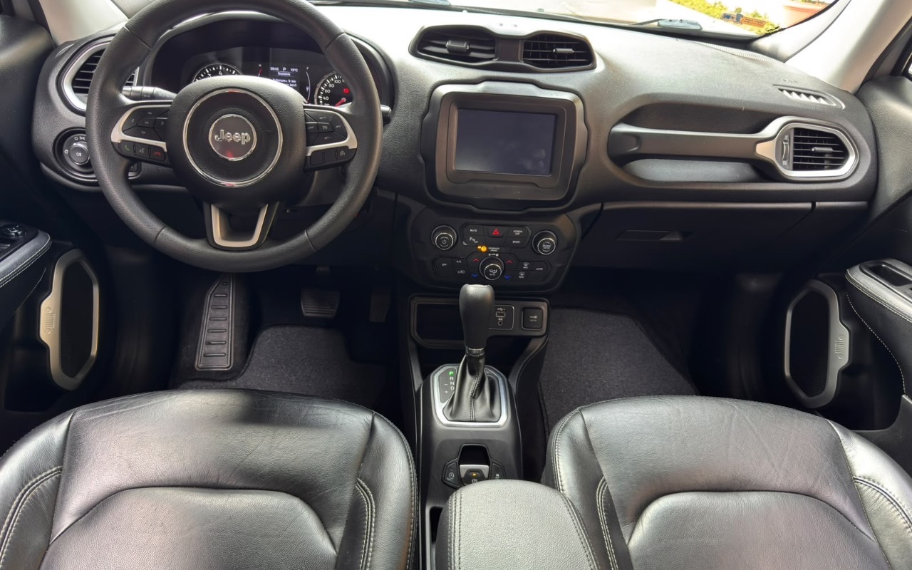 imagem-https://www.socarrao.com.br/sc-vehicle-images-prod/4226685/1790797093517-Yjk2MGI3YjYtMzBlZC00YmMxLWE1NWItOGY3OWY4NmYyODllLmpwZWc.jpeg