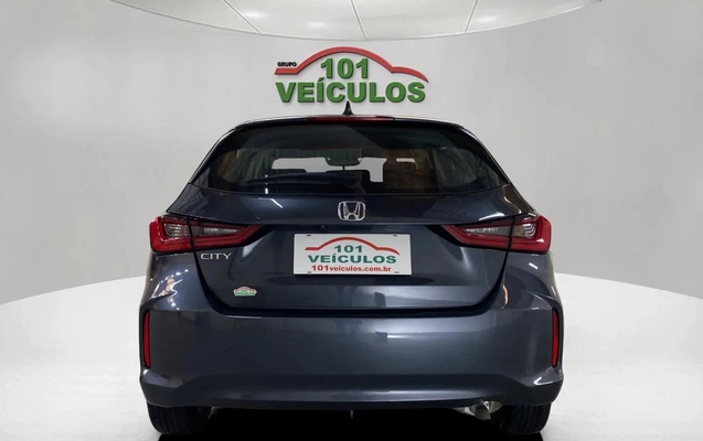 imagem-https://www.socarrao.com.br/sc-vehicle-images-prod/4226793/1790797219064-003_a32babffe4b0eeb9ed624799ff3c0363.jpg