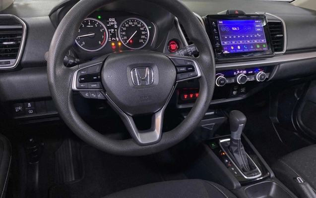 imagem-https://www.socarrao.com.br/sc-vehicle-images-prod/4226793/1790797219071-003_c05386ba3f3cf49561e4f8b1e4c498da.jpg