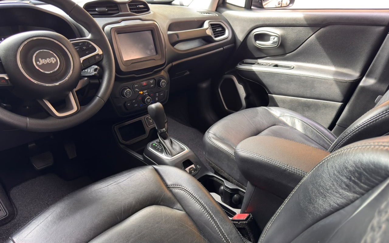 imagem-https://www.socarrao.com.br/sc-vehicle-images-prod/4226880/1790797413487-NjdjMDdkZGQtNzIyOC00ZDlkLTgwZjUtYzFkZGVmOTliNTViLmpwZWc.jpeg