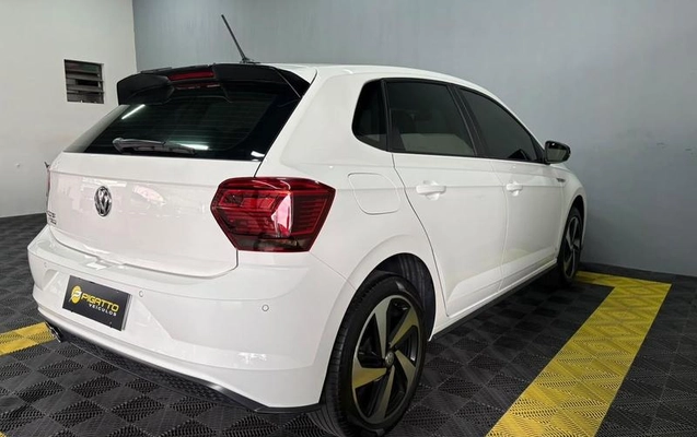 imagem-https://www.socarrao.com.br/sc-vehicle-images-prod/4226904/1790873747070-8519389_13_B_cc67878021.jpeg