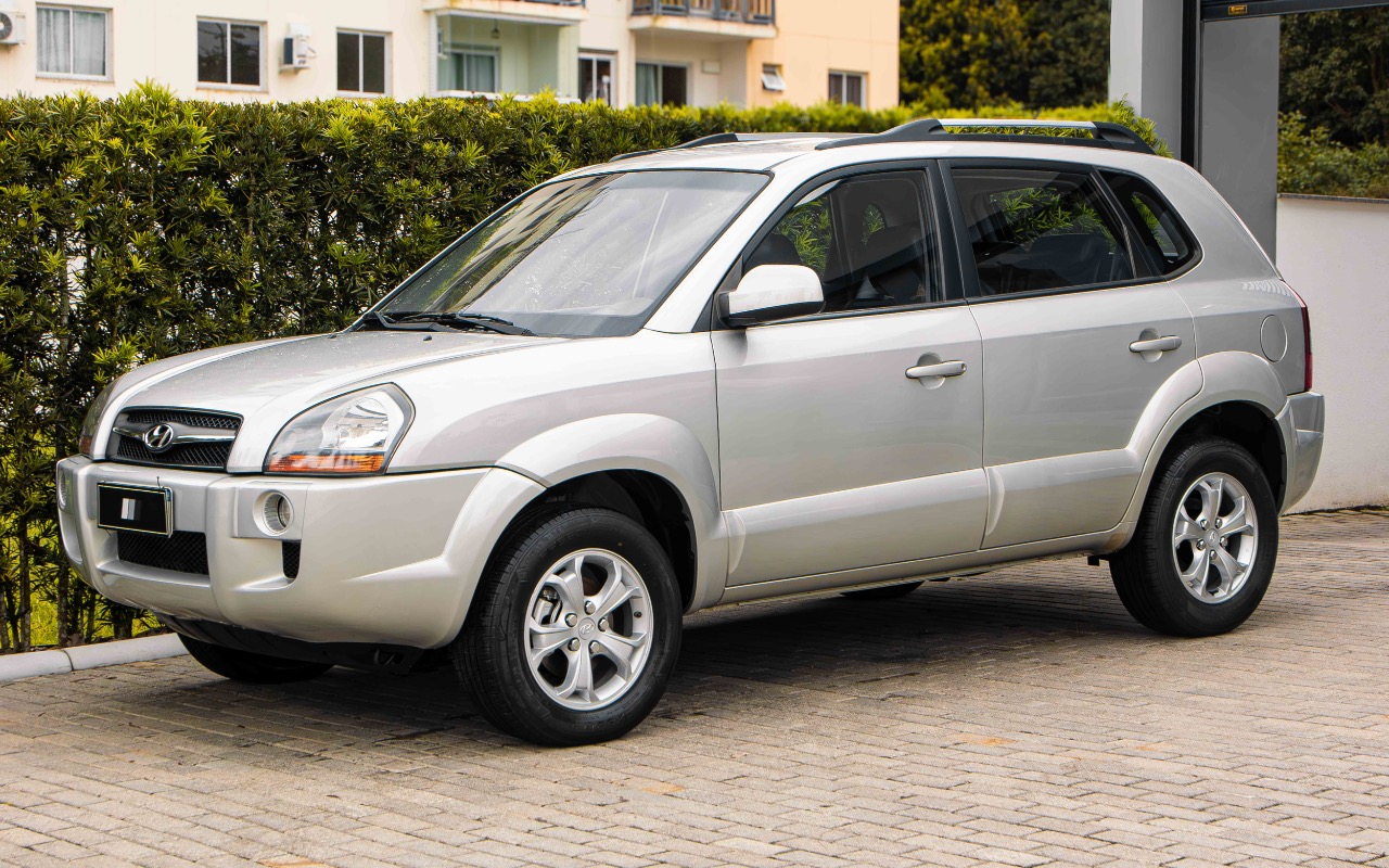 Hyundai Tucson 2.0 16V Aut. 2012 Prata — foto 1 de 3