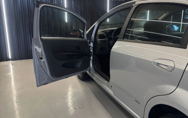 imagem-https://www.socarrao.com.br/sc-vehicle-images-prod/4226933/1790797775110-gb-ed26a30.jpeg