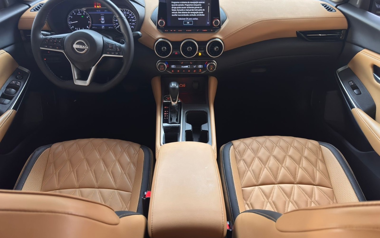 imagem-https://www.socarrao.com.br/sc-vehicle-images-prod/4226948/1790797906592-NDRhYWNkZGYtNGFjYS00ZGI5LWJhNWEtZGZlOTUyZmE1YzY0LmpwZWc.jpeg