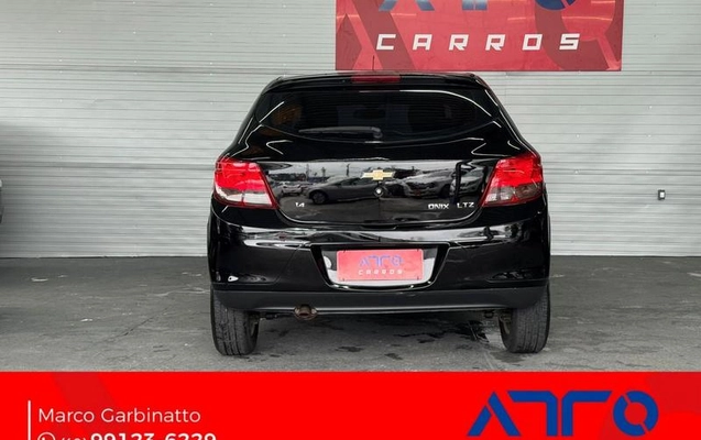imagem-https://www.socarrao.com.br/sc-vehicle-images-prod/4227123/1790798204851-8530388_10_B_9c2dabf371.jpeg