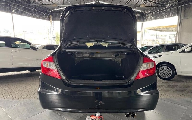 imagem-https://www.socarrao.com.br/sc-vehicle-images-prod/4227124/1790798301077-8525895_9_B_2b283b1fb9.jpeg