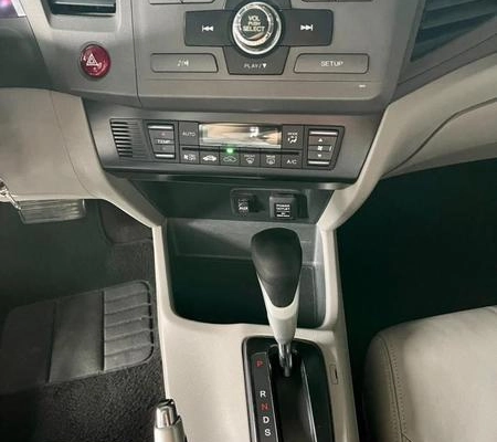 imagem-https://www.socarrao.com.br/sc-vehicle-images-prod/4227124/1790798301093-8525895_5_B_829dbb4e17.jpeg