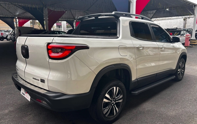 imagem-https://www.socarrao.com.br/sc-vehicle-images-prod/4227129/1790798226105-ZWM3NjY2YzEtMDk2ZC00NjQ0LTk4MmMtOTc3YjIwODE1Yjk5LmpwZWc.jpeg