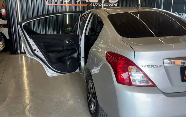 imagem-https://www.socarrao.com.br/sc-vehicle-images-prod/4227136/1790798266547-gb-dd336e8.jpeg