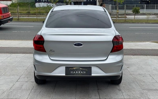 imagem-https://www.socarrao.com.br/sc-vehicle-images-prod/4227227/1790798560662-8490529_1_B_036a49a5f7.jpeg