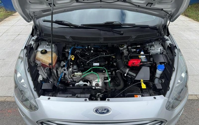 imagem-https://www.socarrao.com.br/sc-vehicle-images-prod/4227227/1790798560686-8490529_18_B_8327cb5b00.jpeg