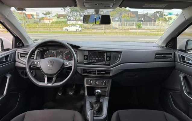 imagem-https://www.socarrao.com.br/sc-vehicle-images-prod/4227229/1790798563057-8521201_17_B_2b5dc60a33.jpeg