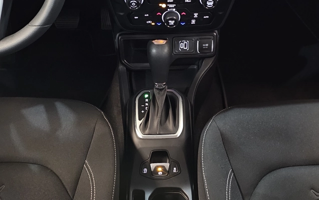imagem-https://www.socarrao.com.br/sc-vehicle-images-prod/4227400/1790799129927-1_023601.jpg
