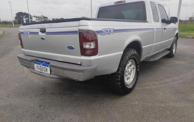 imagem-https://www.socarrao.com.br/sc-vehicle-images-prod/4227450/1790799792931-8405374_8_B_ffdf0fe485.jpeg
