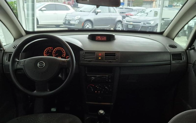 imagem-https://www.socarrao.com.br/sc-vehicle-images-prod/4227485/1790971754601-8526583_8_B_ca17d6e695.jpeg