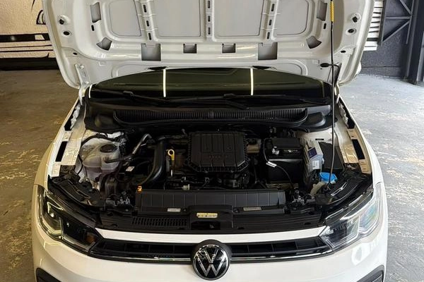 imagem-https://www.socarrao.com.br/sc-vehicle-images-prod/4227562/1790802000940-8521913_12_B_3fe7b2d758.jpeg