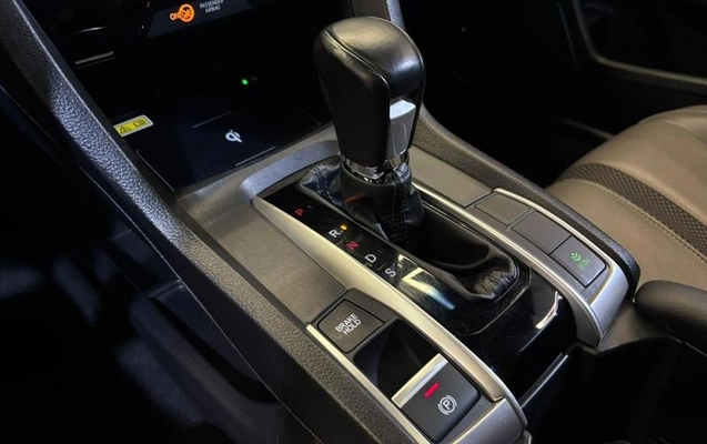 imagem-https://www.socarrao.com.br/sc-vehicle-images-prod/4227611/1791234406321-8498151_13_B_fee49fda3a.jpeg