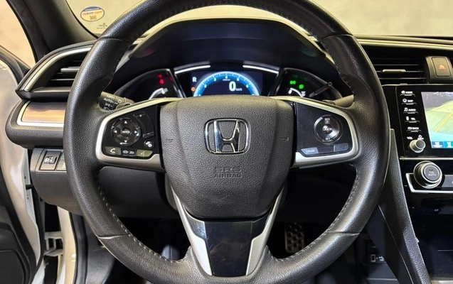 imagem-https://www.socarrao.com.br/sc-vehicle-images-prod/4227611/1791234406324-8498151_14_B_eaf6a740f0.jpeg