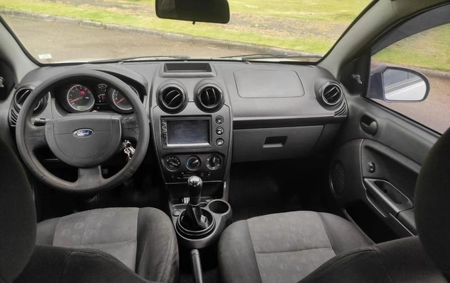 imagem-https://www.socarrao.com.br/sc-vehicle-images-prod/4227636/1790799770498-8502096_16_B_e77a8457c0.jpeg