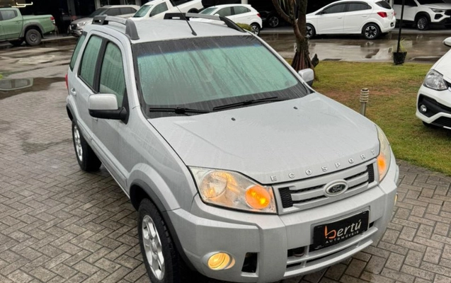 imagem-https://www.socarrao.com.br/sc-vehicle-images-prod/4227768/1790799913885-e1fd924d-b75d-47c2-9853-3d392c5da9a6.jpg