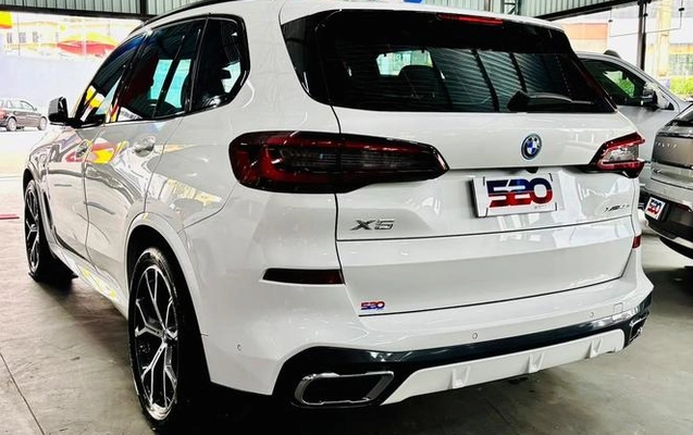 imagem-https://www.socarrao.com.br/sc-vehicle-images-prod/4227902/1790806857534-8530858_14_B_6ddccfeaa4.jpeg