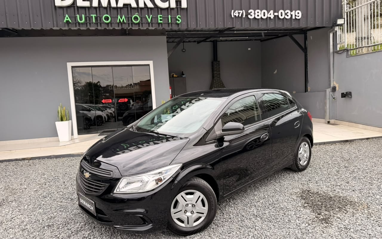 Chevrolet Onix 2018 Preto — foto 1 de 3