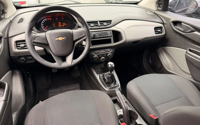 imagem-https://www.socarrao.com.br/sc-vehicle-images-prod/4227914/1790800265660-V2hhdHNBcHAgSW1hZ2UgMjAyNi0wOS0zMCBhdCAxNS4yNS4yMyAoMikuanBlZw.jpeg