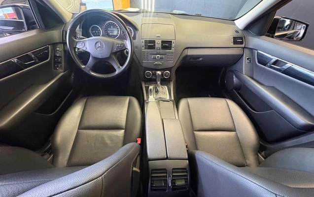 imagem-https://www.socarrao.com.br/sc-vehicle-images-prod/4227948/1790800463326-8529864_17_B_ab9224dae6.jpeg
