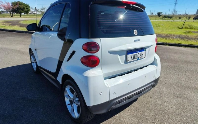 imagem-https://www.socarrao.com.br/sc-vehicle-images-prod/4227983/1790802422551-8243891_8_B_d9015d55a5.jpeg